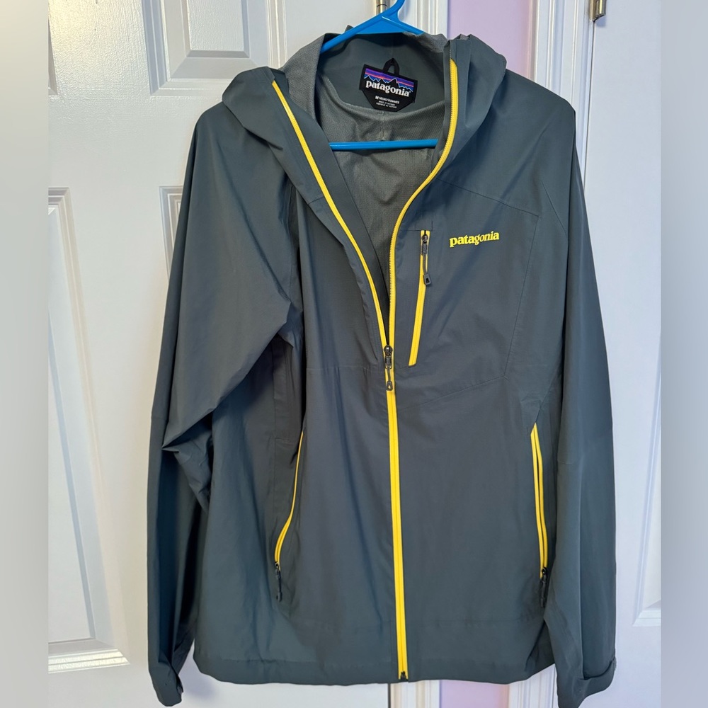 Patagonia Men's Stretch Rainshadow Jacket, medium